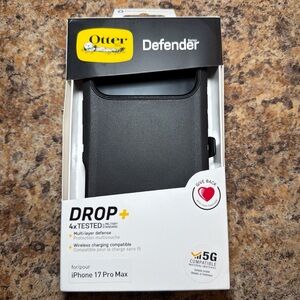 OtterBox Defender Series Black Case for iPhone 17 Pro Max